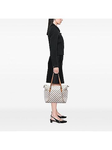 Louis Vuitton Damier Azur Totally MM (view 2)
