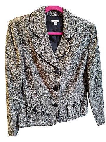 Apt. 9 Blazer (view 1)