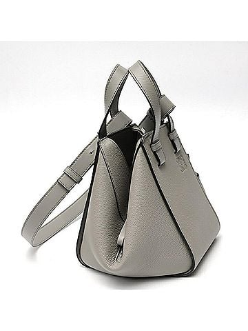 Loewe Loewe Hammock Bag Compact A538H13X03 Soft Grain Calf Pearl Grey (view 2)