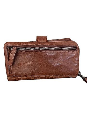 Vilenca Holland Leather Wristlet (view 2)
