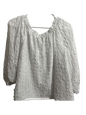 Calvin Klein T-Shirt (view 2)
