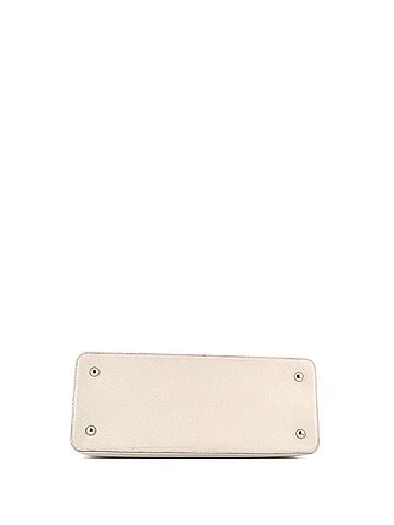 Louis Vuitton Capucines Bag Leather GM (view 2)