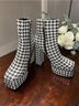 Azalea Wang Houndstooth Black White Ankle Boots Size 8 - photo 3