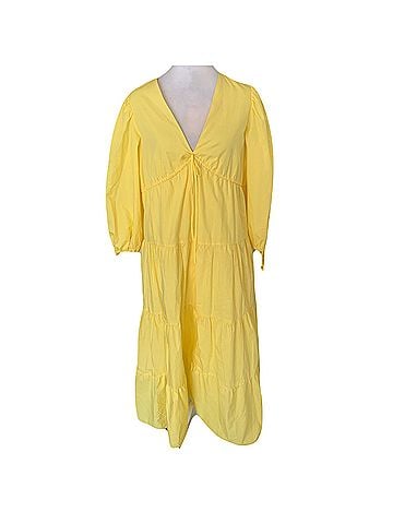 Tuckernuck Mila Tiered Midi Dress Casual Dress (view 1)