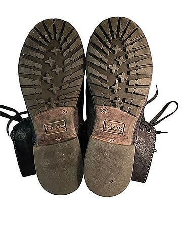 Taos Crave Boots (view 2)