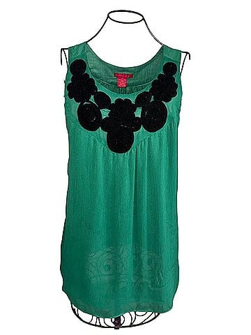 Sunny Leigh Sleeveless T-Shirt (view 1)