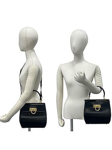 Salvatore Ferragamo Salvatore Ferragamo Gancini hardware leather 2-way handbag/shoulder bag, black, 36358 (view 2)