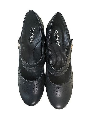 Refresh Heels (view 2)
