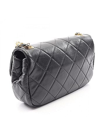 Chanel Chanel Matelassé Shoulder Bag/Handbag, Lambskin Leather, Women's, Black (view 2)