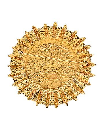 Chanel Chanel Coco Mark Round Brooch, Gold Plated, Women's. (view 2)