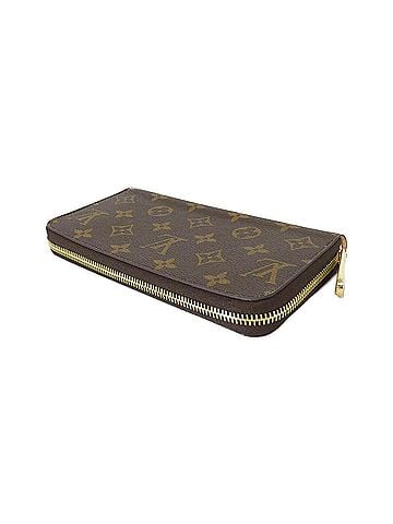 Louis Vuitton Louis Vuitton Monogram Zippy Wallet M41894 (view 2)