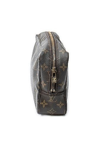 Louis Vuitton Toiletry Pouch PM (view 2)
