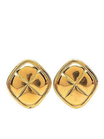 Chanel Chanel diamond-shaped motif earrings, gold plated, women's. (view 1)