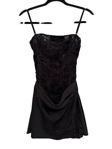 Oh Polly Eden Cocktail Dress (view 2)