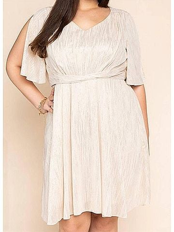 Gilli Metallic Dress - Plus in Ivory (view 2)