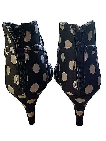 ASHRO Heels (view 2)