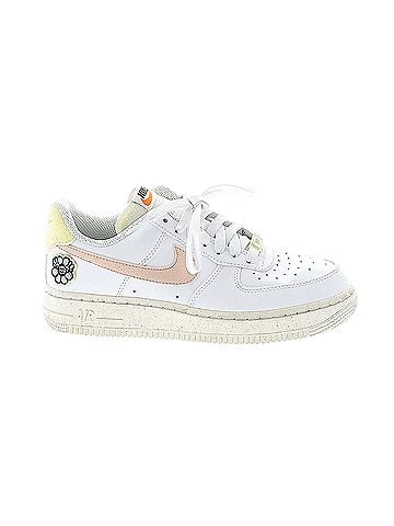 Nike Air Force 1 '07 SE 'Flower Power' Sneakers (view 1)