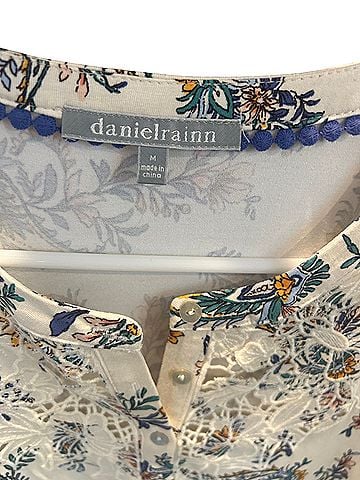 Daniel Rainn Short Sleeve Blouse (view 2)