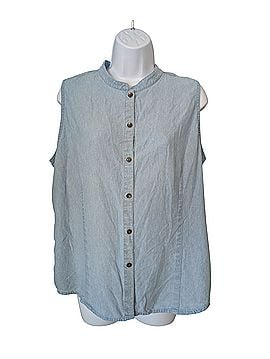 Liz Claiborne Sleeveless Button-Down Shirt (view 1)