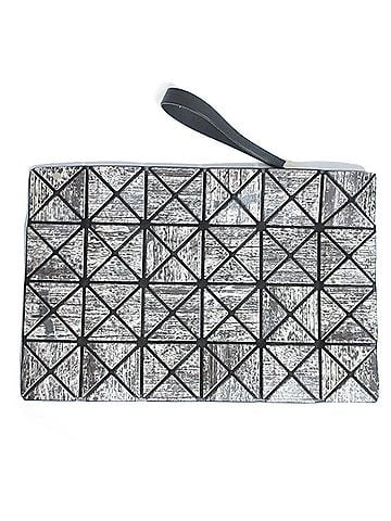 Issey Miyake BAOBAO ISSEY MIYAKE Wood Transfer Print Clutch Bag BB63-AG831 Gray Women's (view 2)