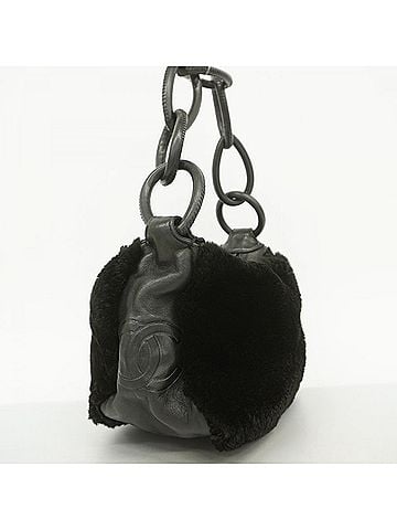Chanel Chanel Shoulder Bag, Leather, Fur, Black, Women's (view 2)
