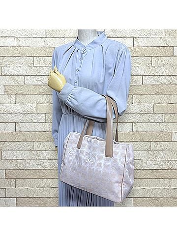 Chanel Chanel Tote PM New Travel Bag, Handbag, Nylon Jacquard, Beige, Women's CHANEL (view 2)