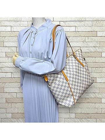 Louis Vuitton Louis Vuitton Totally MM Damier Azur Tote Bag, Canvas N41279, White, Women's, LOUIS VUITTON (view 2)