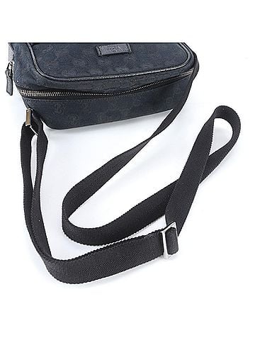 Gucci Gucci GG Canvas 122759 Leather Shoulder Bag Messenger Tote for Men (view 2)