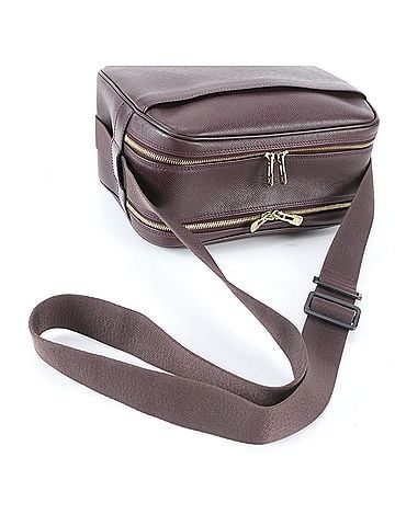 Louis Vuitton Louis Vuitton Taiga Reporter PM M30156 Leather Shoulder Bag Messenger for Men (view 2)