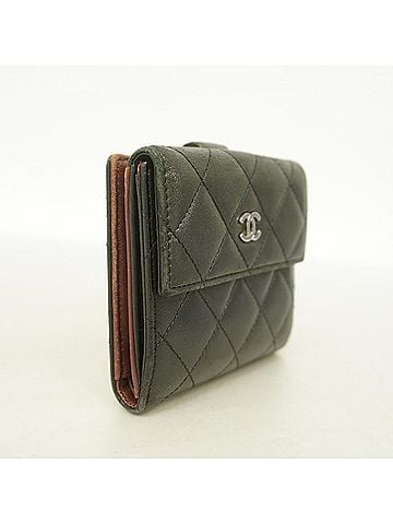 Chanel Chanel Matelassé Lambskin Wallet, Black, Women's (view 2)