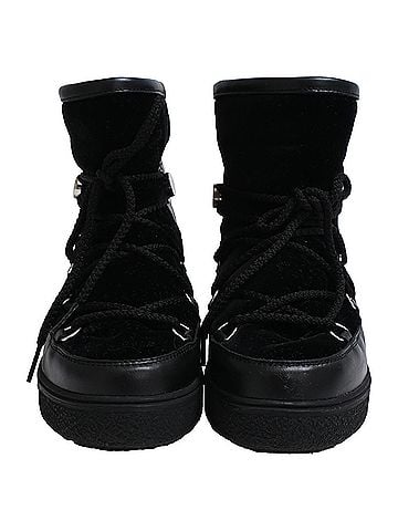 Moncler Moncler Stephanie Snow Boots in Black Leather (view 2)