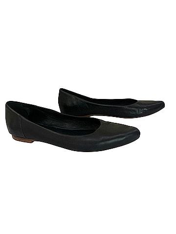 Italian Shoemakers Footwear Flats (view 1)