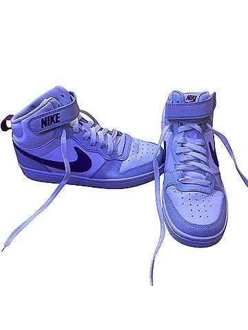 Nike Sneakers (view 2)
