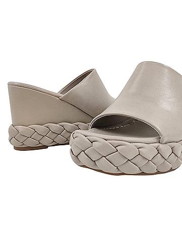 Shu Shop Women's Letizia Wedge (view 2)