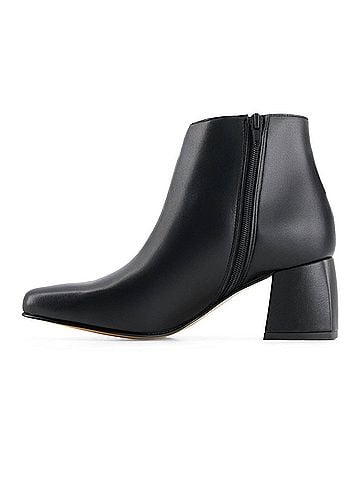 Andrea Women's Pointed Toe Fashion Booties (view 2)