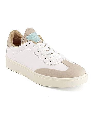 Andrea Women's Urban Classic Sneaker (view 2)