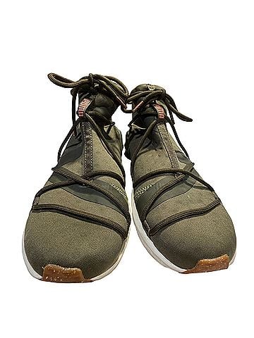 Puma Sneakers (view 2)