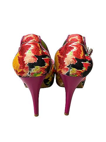 Guess Gehondola Heels (view 2)