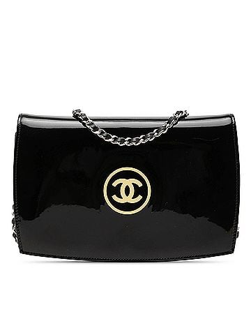 Chanel CC Patent Compact Wallet On Chain (view 1)