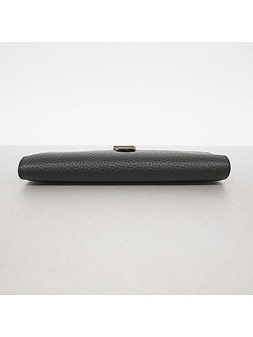 Louis Vuitton Louis Vuitton Capucines Taurillon LV Vertical Wallet M81330 Noir (Women's) (view 2)