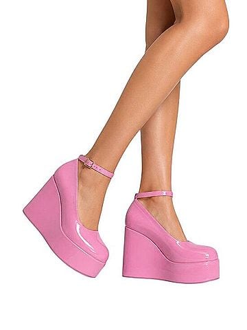 Cape Robbin Wedges (view 1)