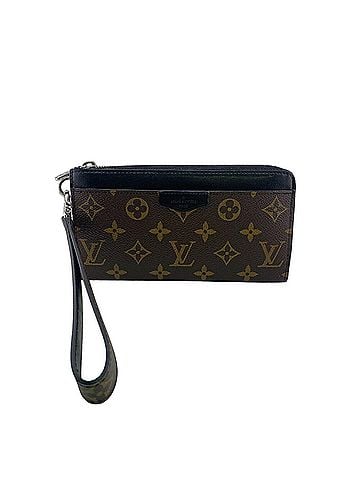 Louis Vuitton LOUIS VUITTON M69407 Zippy Dragonne L-shaped zipper clutch with detachable strap, Monogram Macassar, long wallet, brown. (view 1)