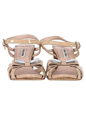 Miu Miu Miu Miu Bow Detail Ankle Strap Crystal Heel Sandals in Nude Patent Leather (view 2)