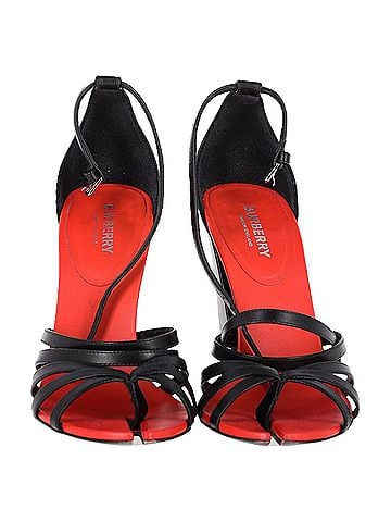 Burberry  Burberry Hove Chunky Heel Thong Sandals in Black Cow Leather (view 2)