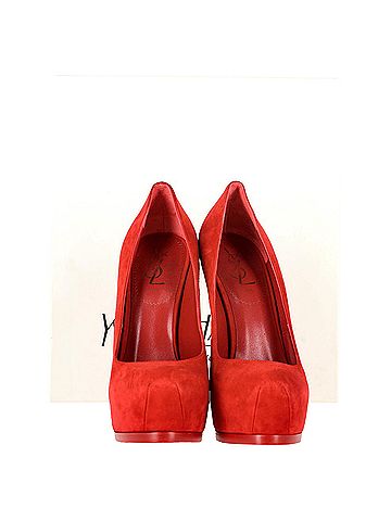 Saint Laurent Saint Laurent Tribtoo Pumps in Red Suede (view 2)