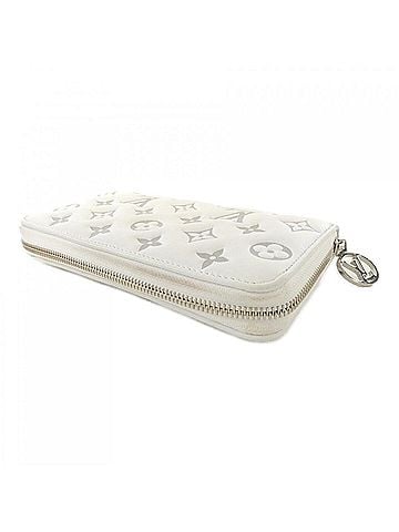 Louis Vuitton Louis Vuitton Monogram Coussin (LV SKI) Zippy Wallet M12154 (view 2)