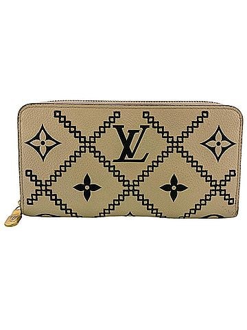 Louis Vuitton LOUIS VUITTON M81141 Zippy Wallet, Round Zipper, Monogram Empreinte Broderie Long White (view 1)