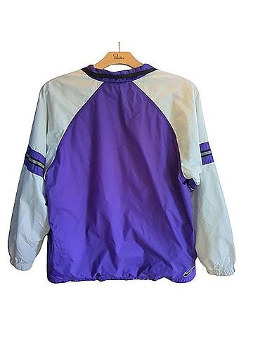 Nike Windbreaker (view 2)