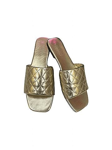 exe Women's Maggiore Flat Sandal (view 2)