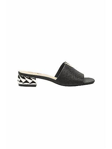exe Women's Katy Open Toe Low Heeled Sandal (view 1)